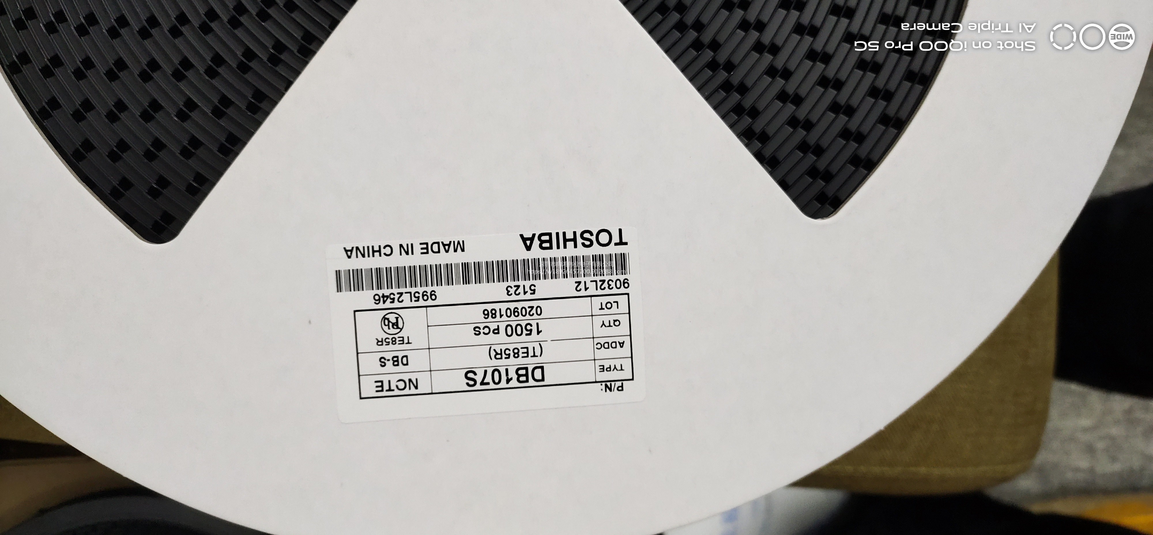 HRS(广濑)板对板连接器深圳原装现货热销DF23C-20DP-0.5V(92)图片